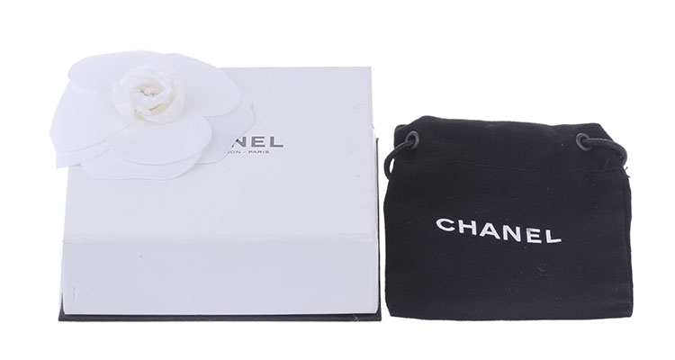 chanel(香奈儿)白色双c金色山茶花项链