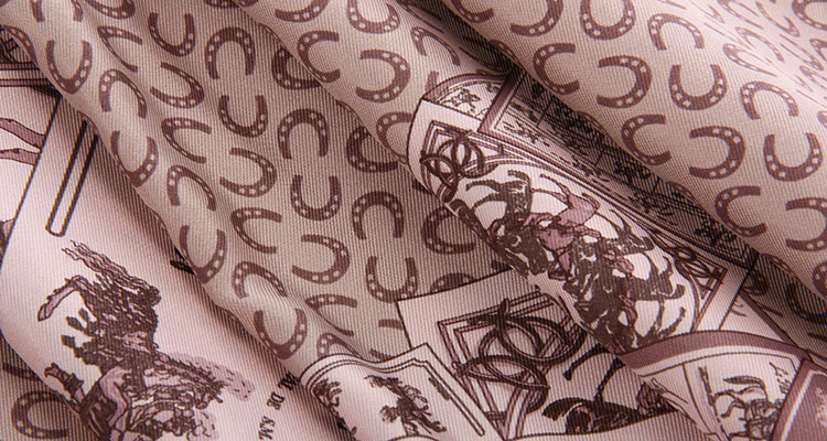 hermes(爱马仕) 粉色马蹄印90丝巾